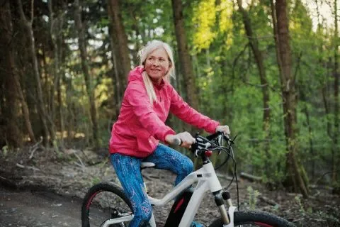 Jak rower elektryczny wpływa na Twoje zdrowie i kondycję?