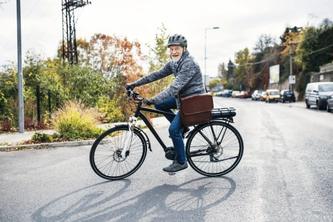 Odkryj, Dlaczego Rower Elektryczny to Najlepszy Wybór dla Aktywnych Seniorów!